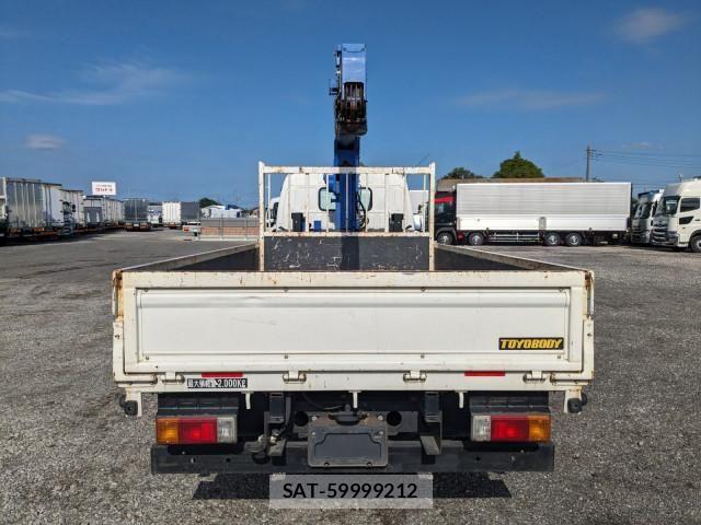 Hino DUTRO 2018-05 7961287-5