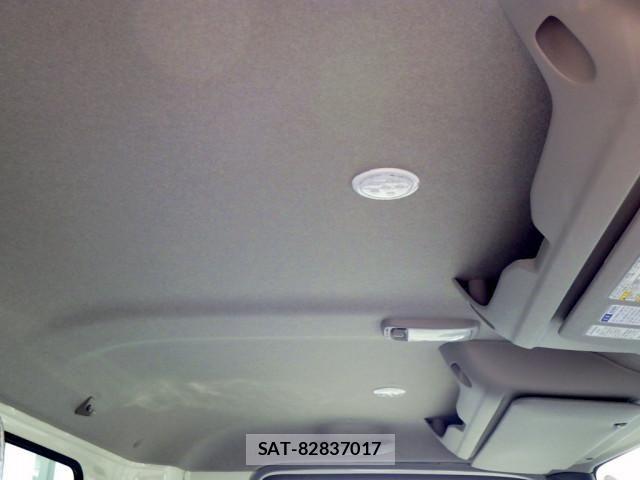 Hino DUTRO 2025-12 7961279-15