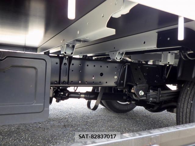 Hino DUTRO 2025-12 7961279-21