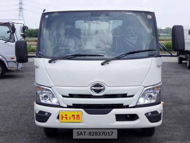 Hino DUTRO 2025-12 7961279-2