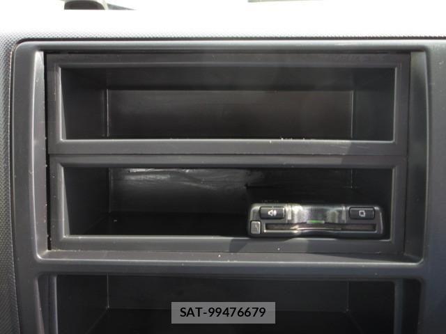 Hino DUTRO 2022-03 7961266-15