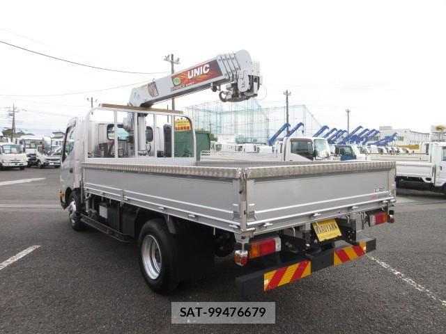 Hino DUTRO 2022-03 7961266-1