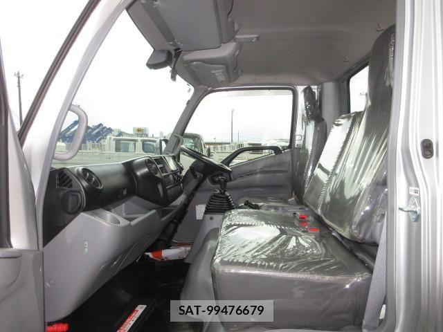 Hino DUTRO 2022-03 7961266-20