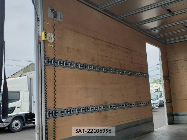 Hino DUTRO 2022-05 7961274-10