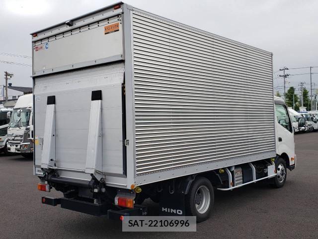 Hino DUTRO 2022-05 7961274-3