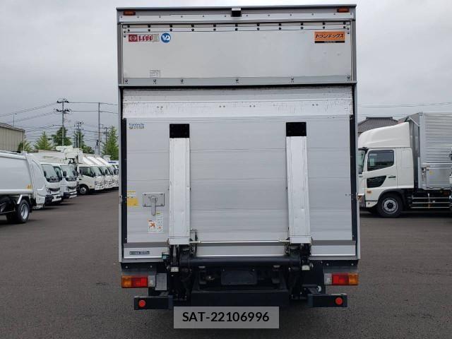 Hino DUTRO 2022-05 7961274-4