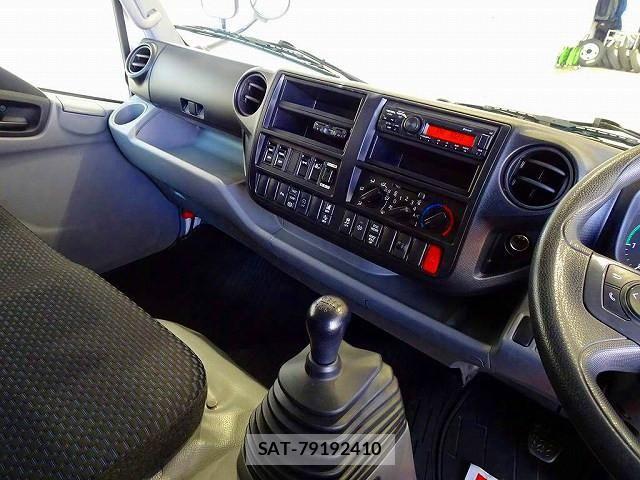 Hino DUTRO 2022-03 7961278-9
