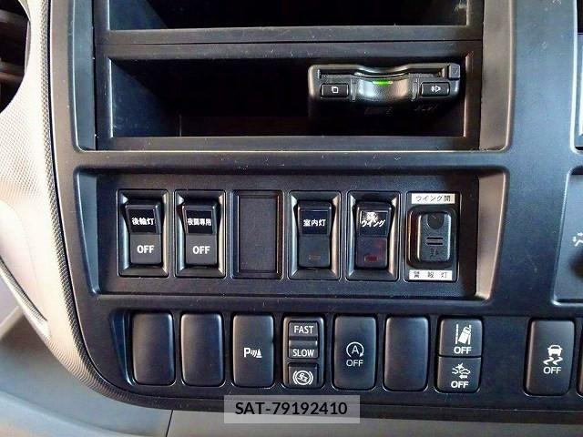Hino DUTRO 2022-03 7961278-11