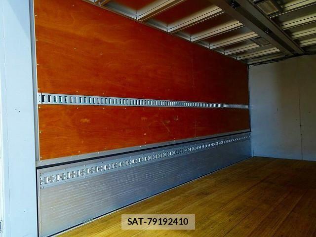 Hino DUTRO 2022-03 7961278-24