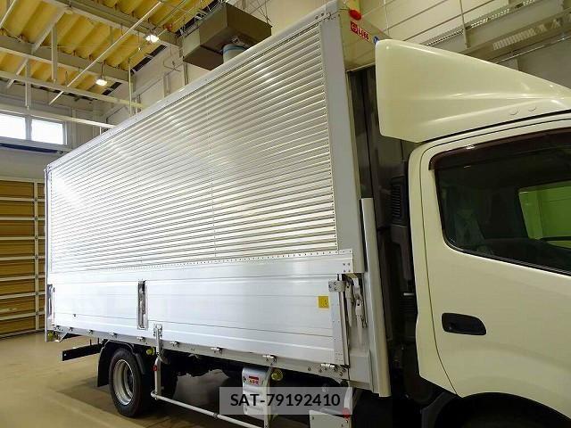 Hino DUTRO 2022-03 7961278-26