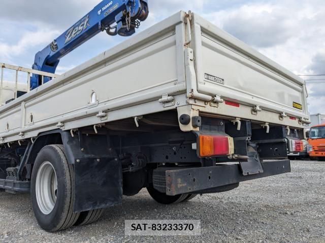 Hino DUTRO 2018-05 7961286-11