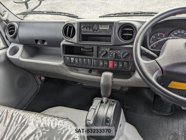 Hino DUTRO 2018-05 7961286-5