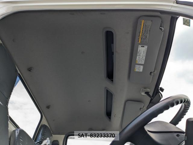 Hino DUTRO 2018-05 7961286-6