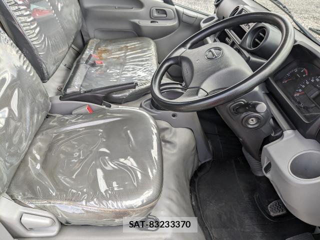 Hino DUTRO 2018-05 7961286-7