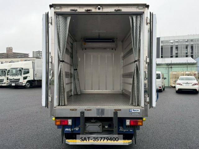 Hino DUTRO 2020-05 7961282-14
