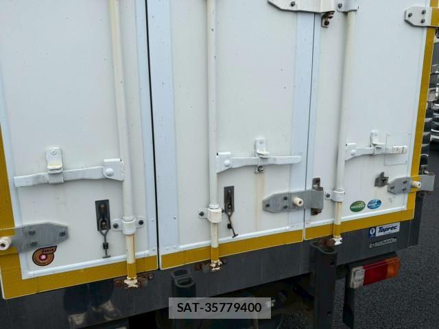 Hino DUTRO 2020-05 7961282-18