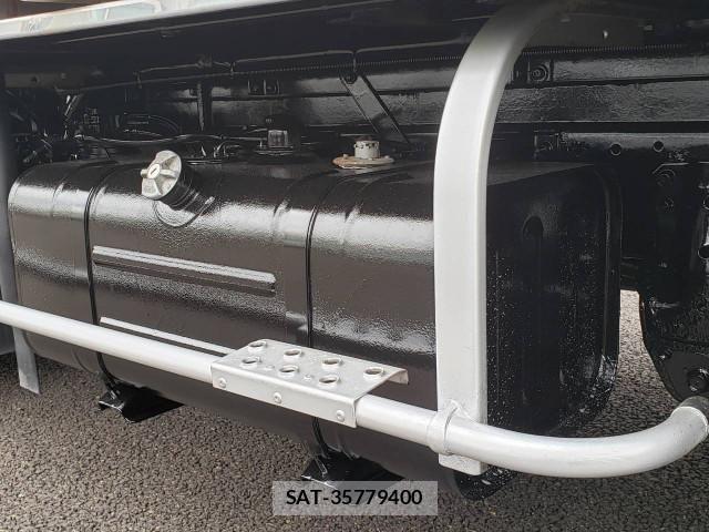 Hino DUTRO 2020-05 7961282-24