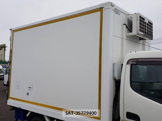 Hino DUTRO 2020-05 7961282-8