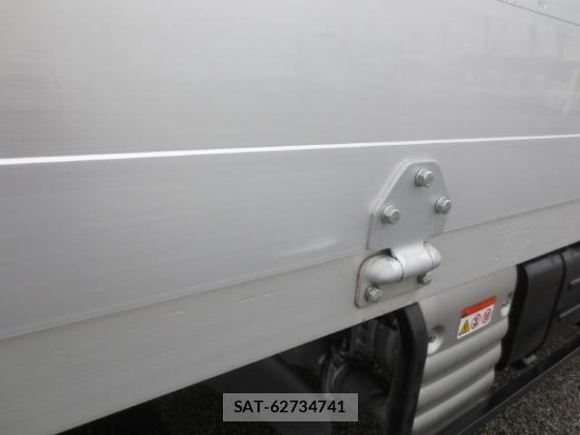 Hino DUTRO 2022-01 7961283-19