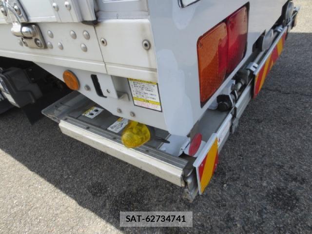 Hino DUTRO 2022-01 7961283-27