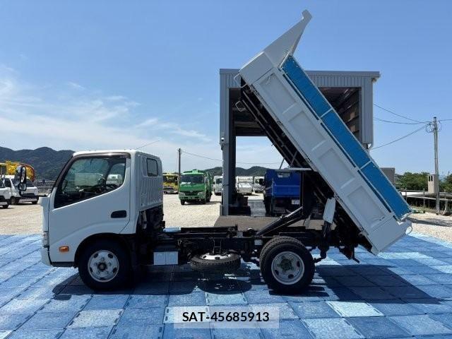Hino DUTRO 2020-12 7961297-9