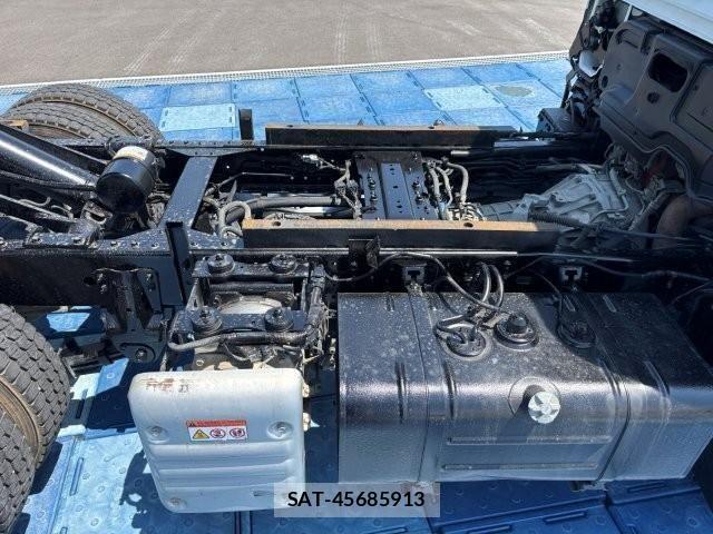 Hino DUTRO 2020-12 7961297-13
