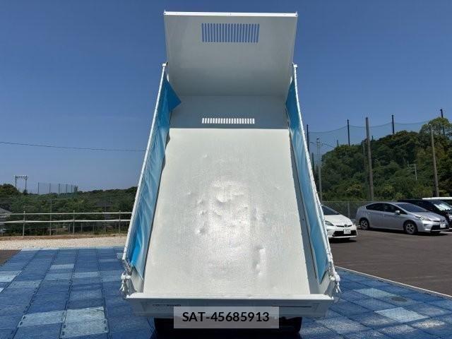 Hino DUTRO 2020-12 7961297-15
