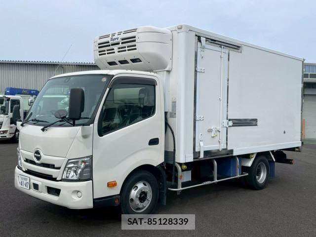 Hino DUTRO 2022-06 7961271-0