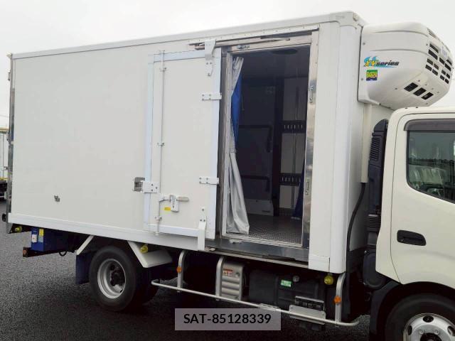 Hino DUTRO 2022-06 7961271-9