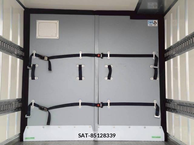 Hino DUTRO 2022-06 7961271-14
