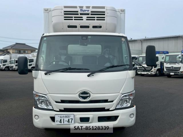 Hino DUTRO 2022-06 7961271-1