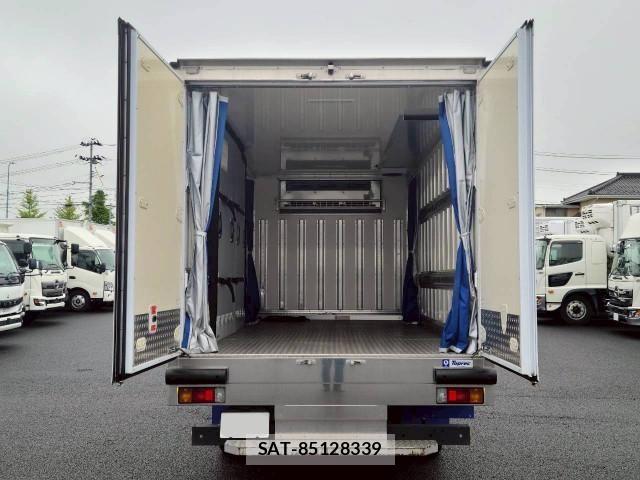 Hino DUTRO 2022-06 7961271-19