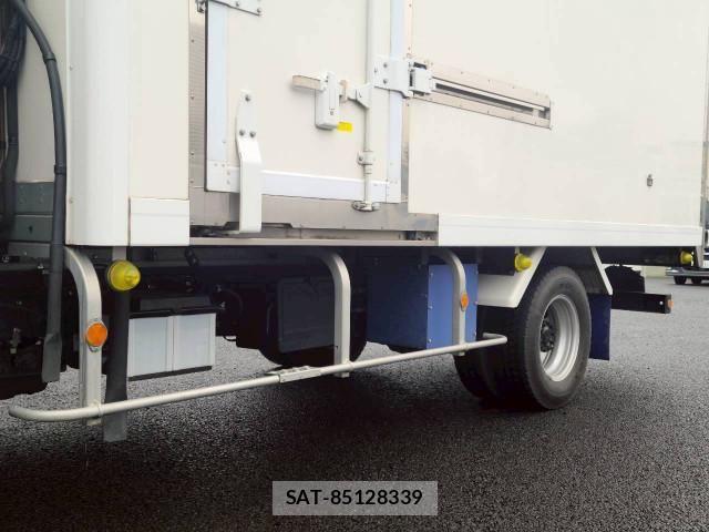 Hino DUTRO 2022-06 7961271-21