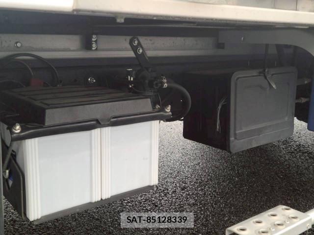 Hino DUTRO 2022-06 7961271-22
