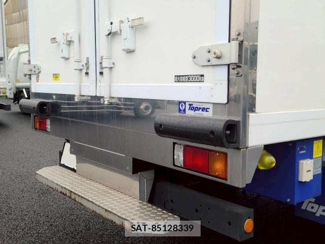 Hino DUTRO 2022-06 7961271-26