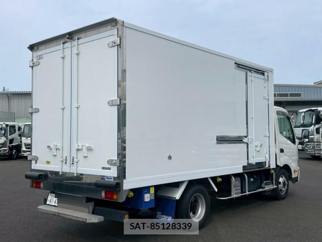 Hino DUTRO 2022-06 7961271-3