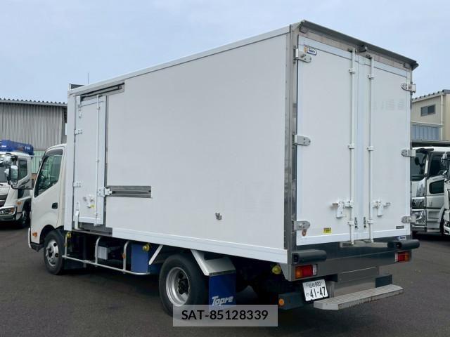 Hino DUTRO 2022-06 7961271-5