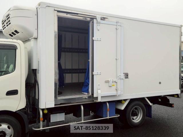 Hino DUTRO 2022-06 7961271-7