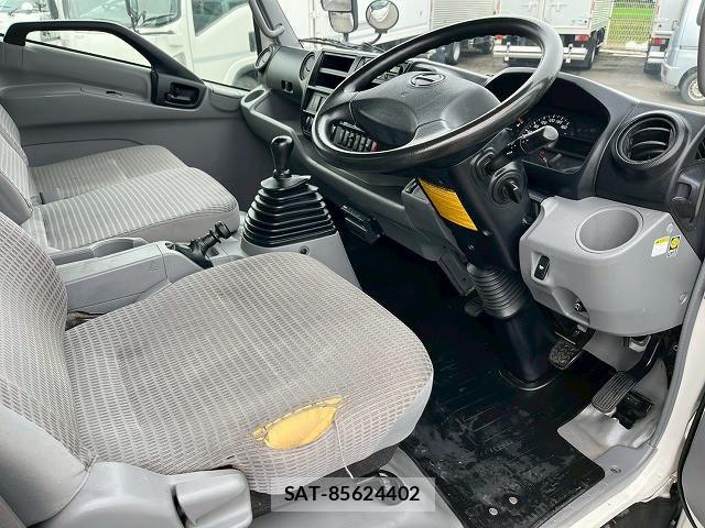 Hino DUTRO 2017-07 7961306-20