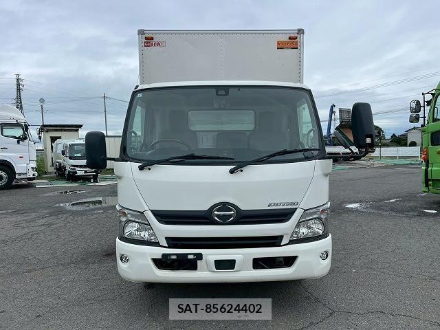 Hino DUTRO 2017-07 7961306-2