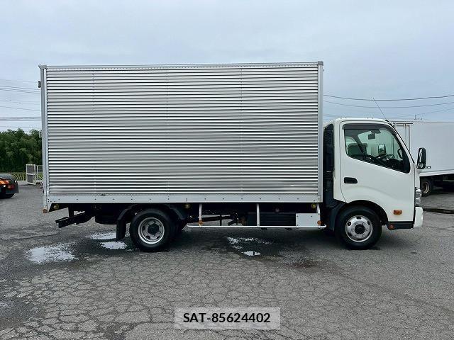 Hino DUTRO 2017-07 7961306-5