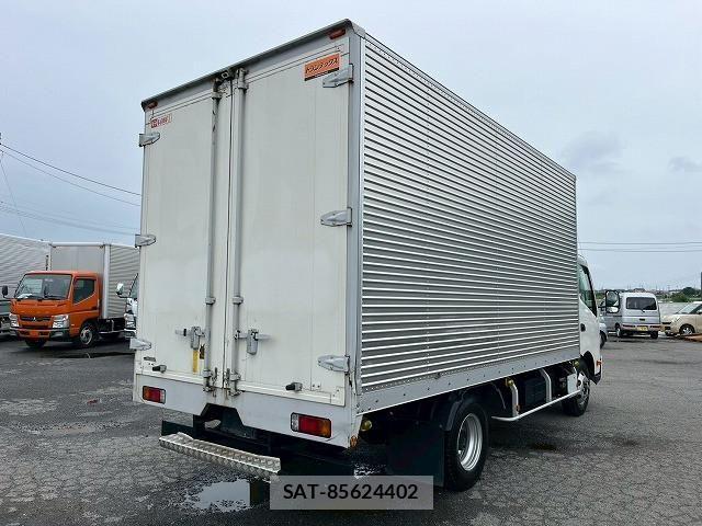 Hino DUTRO 2017-07 7961306-6