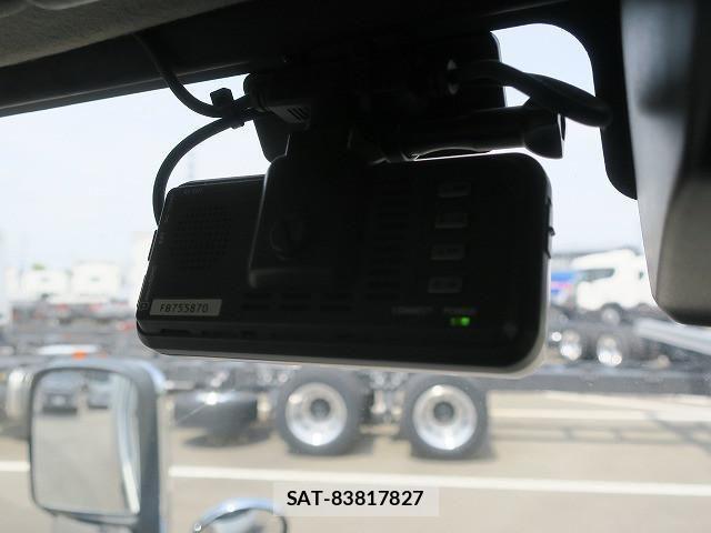 Hino DUTRO 2018-12 7961310-19