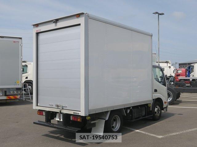 Hino DUTRO 2018-12 7961312-2