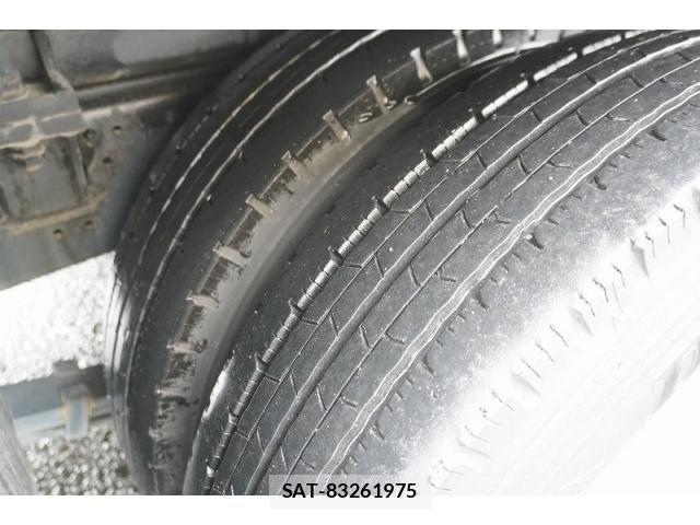 Hino DUTRO 2018-03 7961294-9