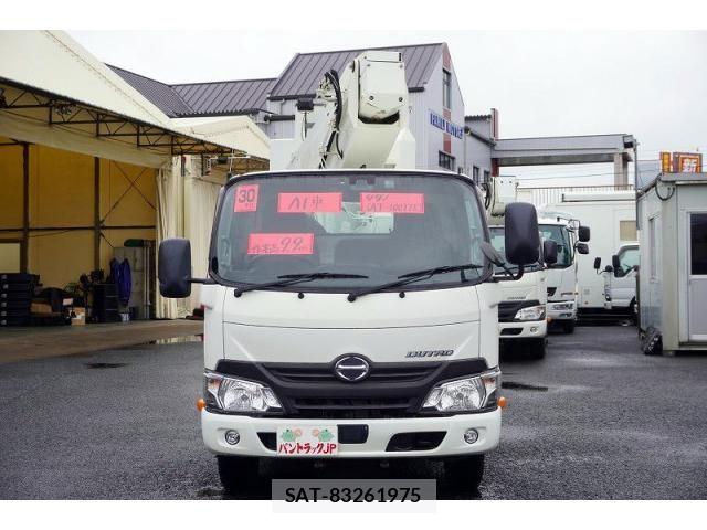 Hino DUTRO 2018-03 7961294-1