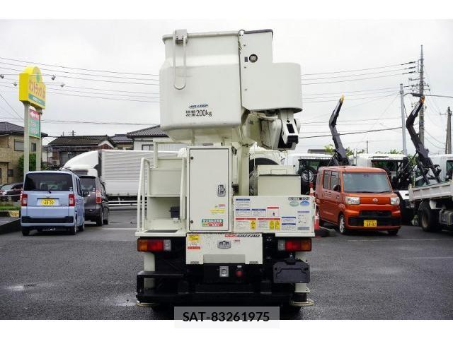 Hino DUTRO 2018-03 7961294-3