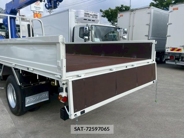 Hino DUTRO 2024-01 7961264-13