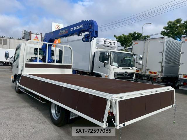 Hino DUTRO 2024-01 7961264-15