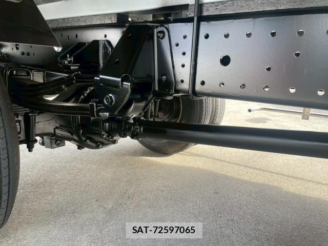Hino DUTRO 2024-01 7961264-23